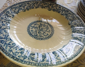 Assiettes Gien Faïence France XIX / Art de la table / décoration vintage shabby / LOT d'assiettes avec décor bleu :  2 creuses + 2 plates