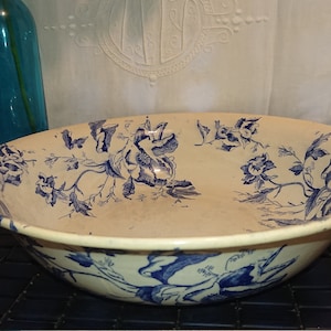 Blue Flower Faience Basin 1900 France / bathroom decoration / vintage / floral transfer decor Wash Bowl collector shabby