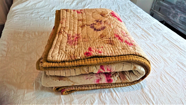 Boutis Plaid Provence Bed cover France XIX / bedroom decoration / Shabby / handmade / Retro vintage / Boutis quilted hand double sided image 1