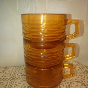 Italian Glass Cups Ochre 60&#39;S / tableware decoration vintage kitchen gastronomy / set of 3 ribbed yellow ochre cups in molded glass
