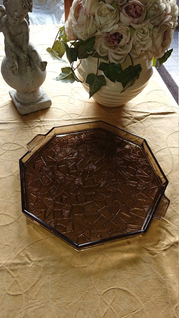 Plat Verre Art Deco Dessert France 40'S / Art de la table / décoration vintage / plat à dessert octogonale verre ciselé coloris marron glaçé