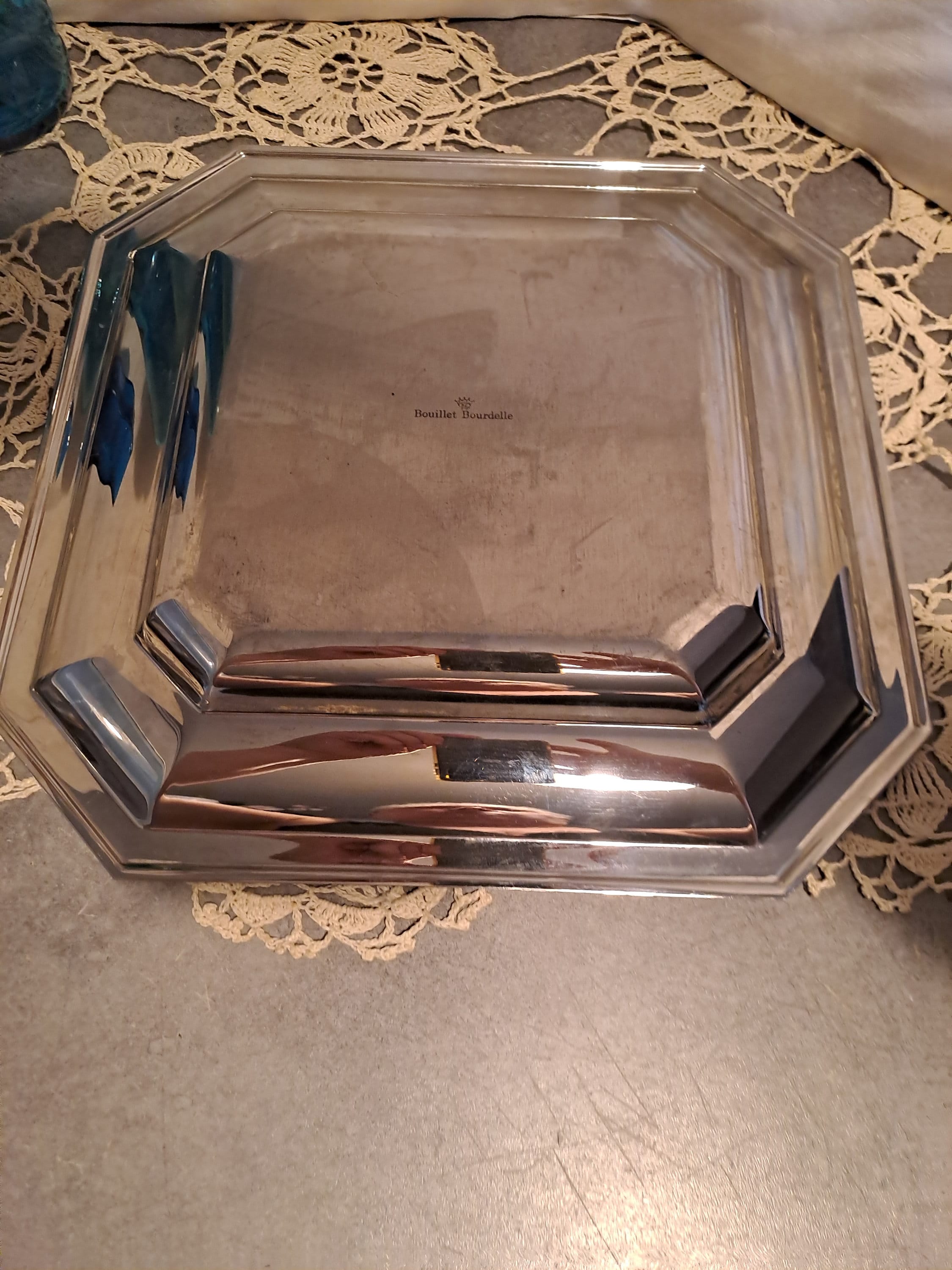 Lot D'assiettes Vintage Bouillet Bourdelle – Acier Inoxydable, Multicouleur, Brillant, 1966 (neuf)