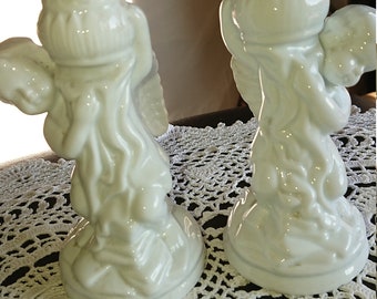 Bougeoirs Porcelaine Cherubs France White 1980 Shabby / candlestick / Kerzenleuchter / candelabros / Romantic / pair of candlesticks white