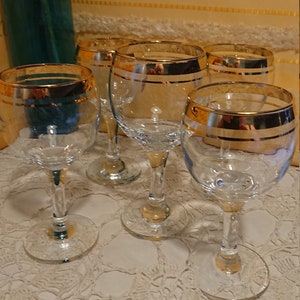Crystal Glasses Bistrot Bar Wine France 1900 / Tableware / Made in France / Wine Bar / Vintage / 10 crystal stemmed glasses with gold rim