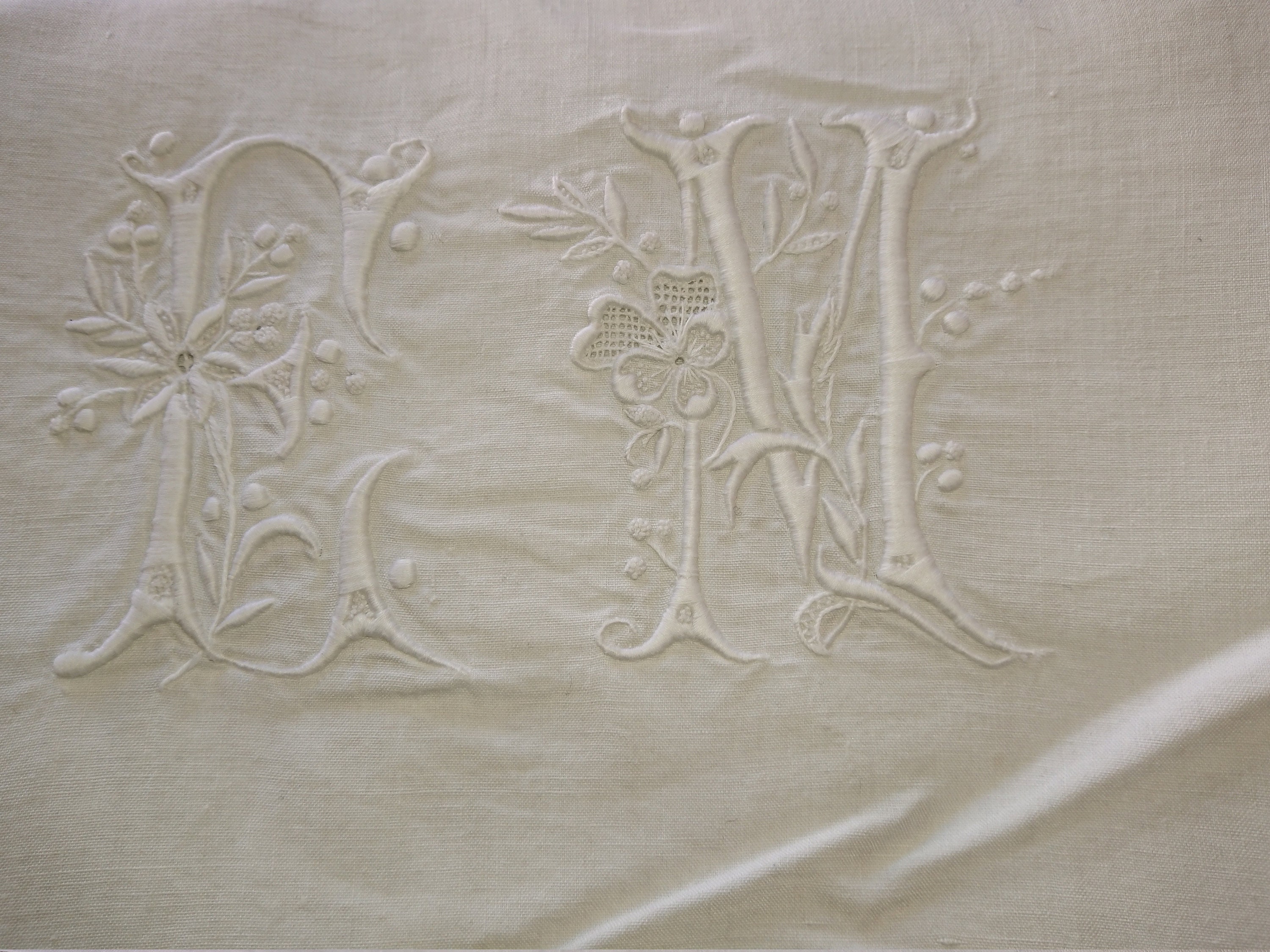 刺繍入りリネンシーツ フランス プロヴァンス みすぼらしい 1900年