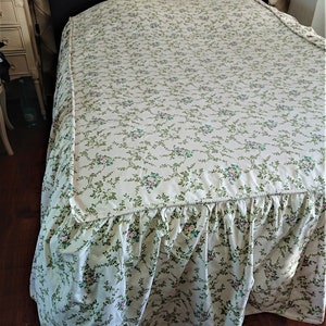 Boussac Romanex Bedspread 1980 France cotton print / vintage bedroom interior decoration / bed cover bedspread / Double Bedspread