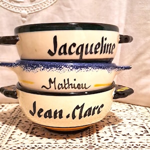 Tigela Breton Primeiro Nome Barro Bretanha França Anos 70 / Mesa de Arte Decoração bretã vintage / tigela com nome vendida individualmente com decoração folclórica