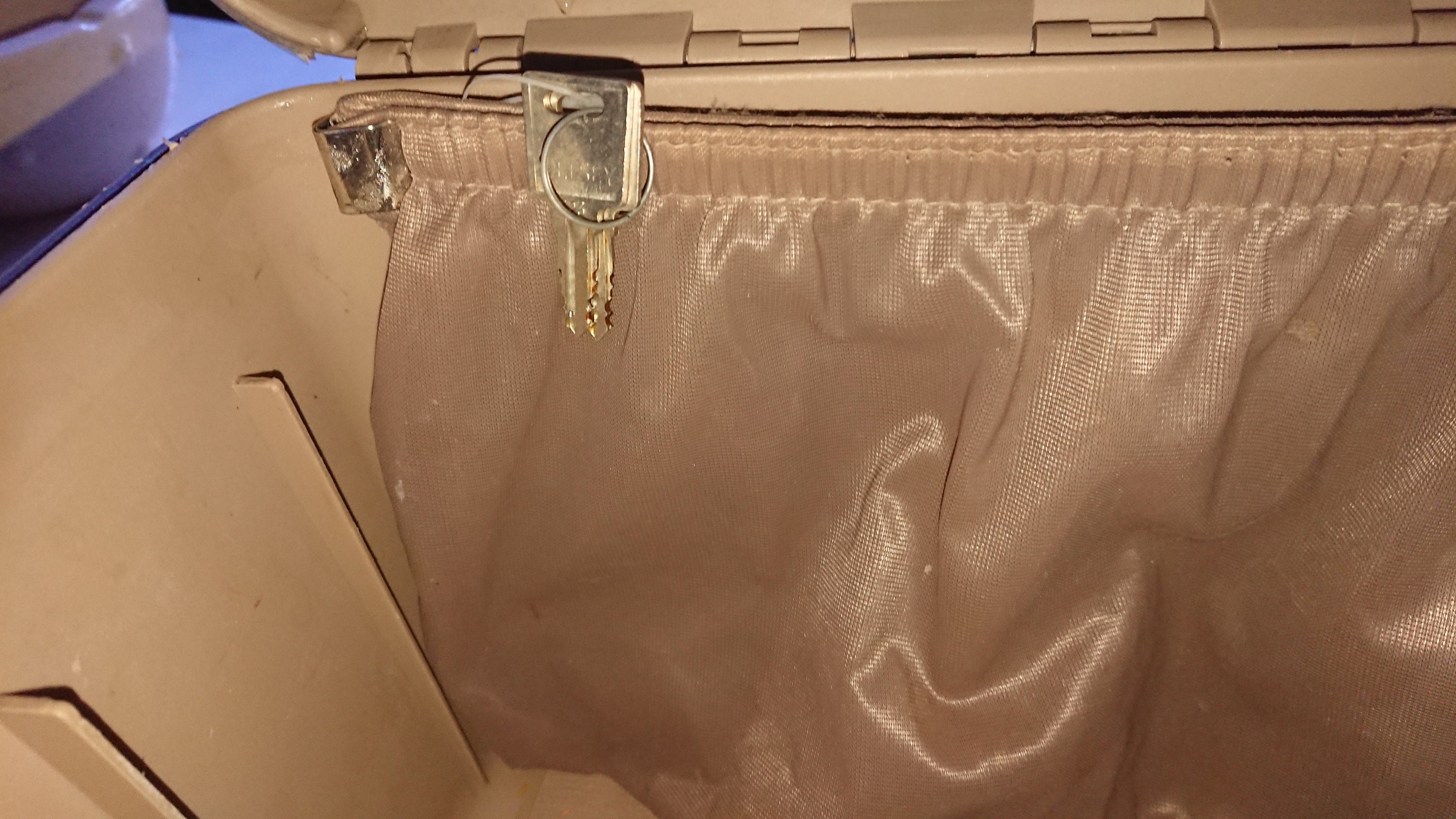 Vanity delsey visa new arrivals