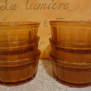 VERECO Glasskålar, Frankrike 1970 / Vintagedekoration / Bordsservis / Retro Chic Skålar / Set med 6 bärnstensfärgade dessertskålar