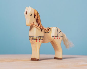 Montessori Fight Horse Juguetes de madera / Juguete Waldorf hecho a mano / Figura animal de madera de arce