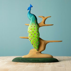 Sustainable Wooden Toy Peacock | Montessori & Waldorf Educational Figurine | Handmade with Maple Tree