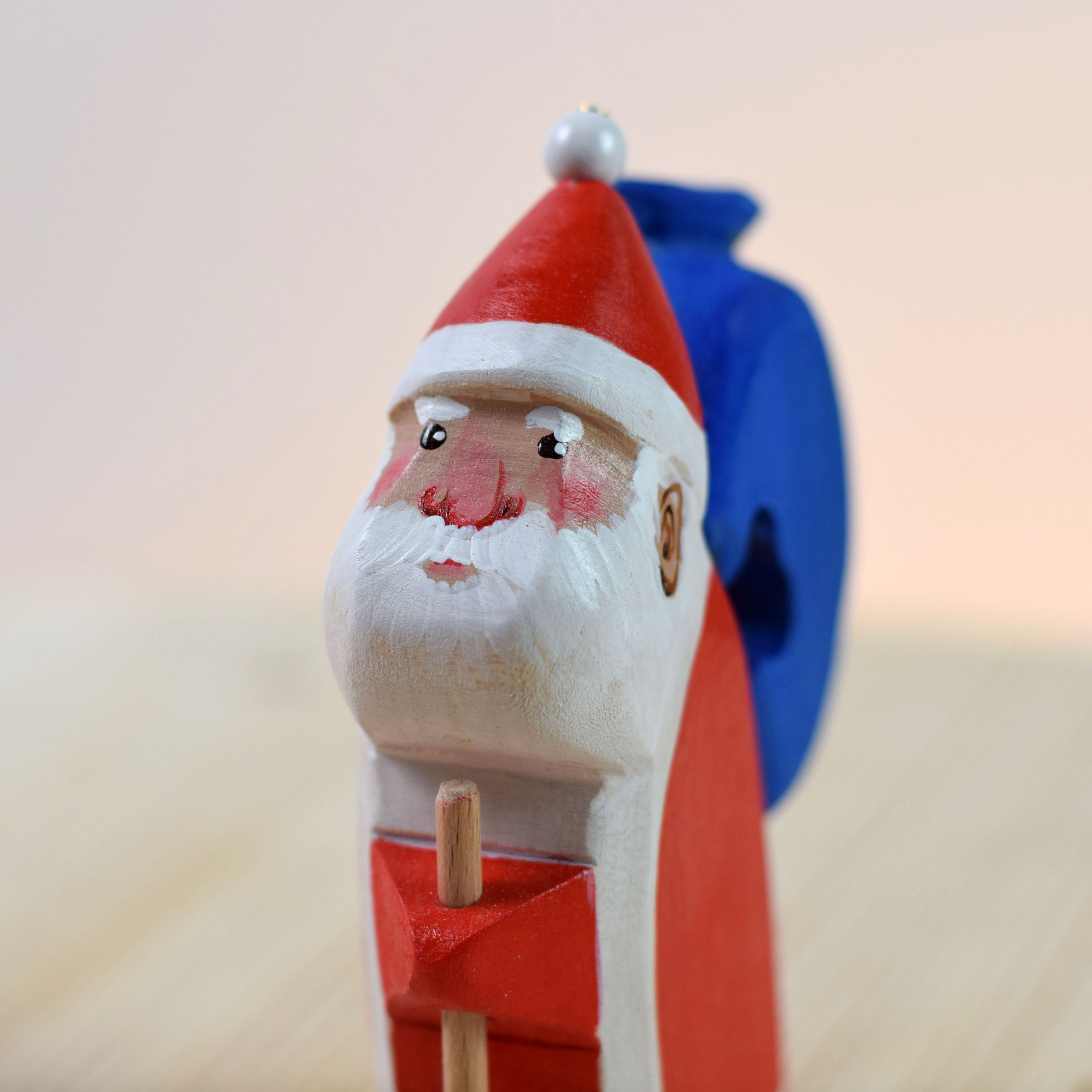 Weihnachtsmann aus Holz Nikolaus Holzspielchen Waldorf - Etsy.de