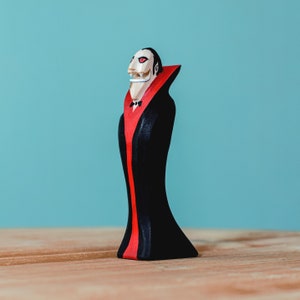 Dracula Wampir Ręcznie Robiona Drewniana Dekoracja | Zabawka na Halloween Inspirowana Waldorfem