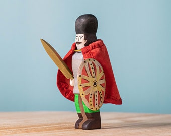 Jouet en bois de Michael le Brave | Figurine souverain roumain fait main Waldorf