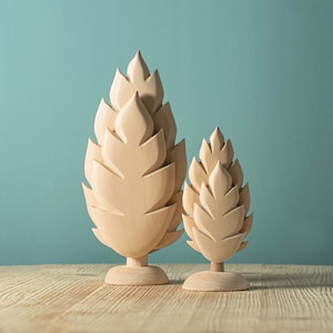 NAKED Thuja Wooden Tree - Waldorf-Inspired Play Toy, Handcrafted from Lime Wood