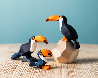 Famille de toucans en bois | Oiseau en bois « Toucan assis » « Toucan debout » « Toucan bébé » | Jouet en bois pour Waldorf et Montessori