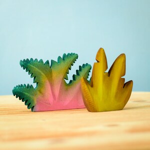 Brinquedo Montessori de Madeira: Banana e Samambaia | Brincadeira Waldorf na Floresta | Feito à Mão em Madeira de Bordo