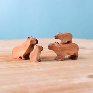 Handgemaakte houten capibara-familie | Waldorf Montessori-speelgoedset