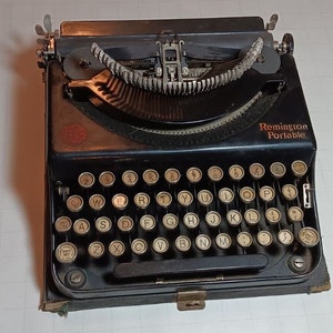 Vintage Remington Typewriter