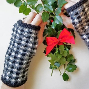Designer Womens Hand Knit Mittens, Handmade Wool, Winter Fingerless Mitts, Bulky, Textured, Black, Adult mittens