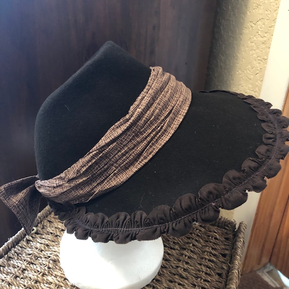 Fur Felt Bonnet - image 3