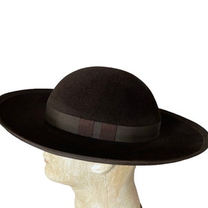 BROWN Rabbit Felt Capello Romano / Saturno