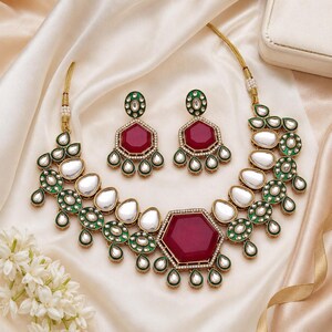 Ruby Red Quartz Kundan Necklace Set, Indian Bridal Jewelry, Green Enamel Earrings, Gold Finish Wedding Choker, Ethnic Gift