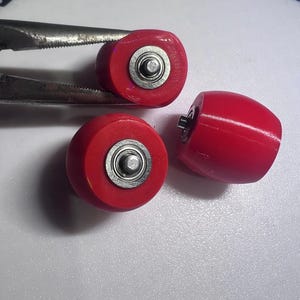 Ersatzrad für Roborock & Dreame Saugroboter –leise Silikonrolle– kompatibel mit vielen Roborock Modellen – leiser Lauf auf Fliesen und Fugen