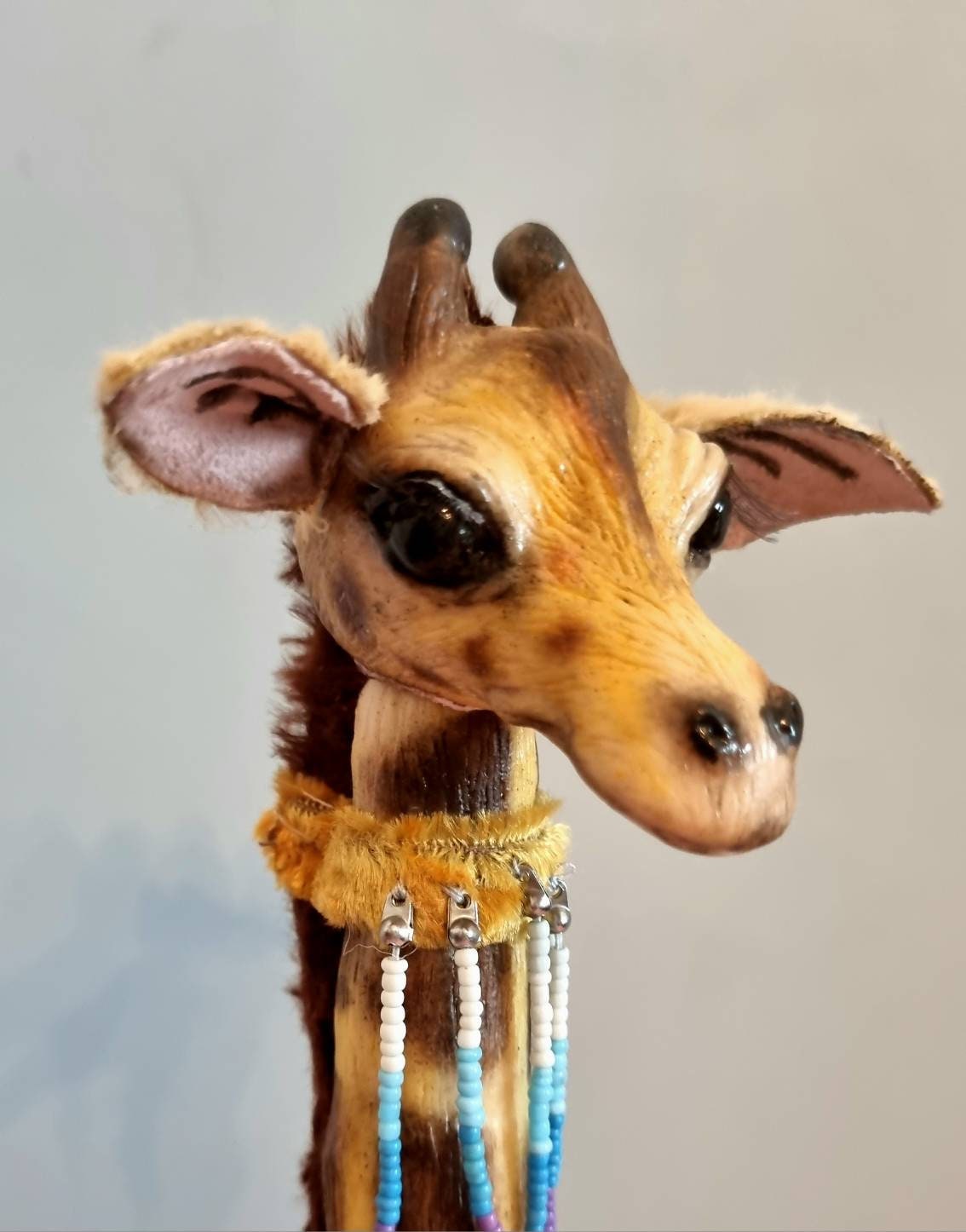 Jirafa - Animal de peluche realista con patas enmarcadas en alambre y  cuello suave, muñeca de felpa de jirafa para cumpleaños de niños y niñas  (20