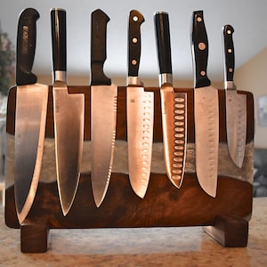 Magnetic knife rack, knife rack, walnut knife holder, Epoxy wood magnetic knife holder, knife block, Housewarming gift, Wood knife holder