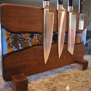Magnetic knife rack, knife rack,  knife storage, Epoxy wood magnetic knife holder, knife block, Housewarming gift, Wood knife holder