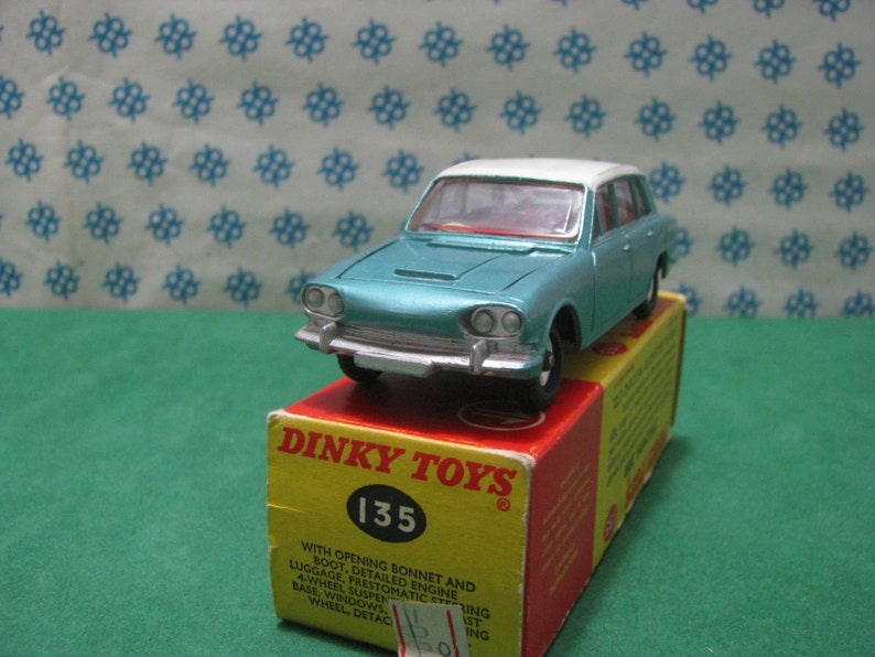 dinky triumph 2000