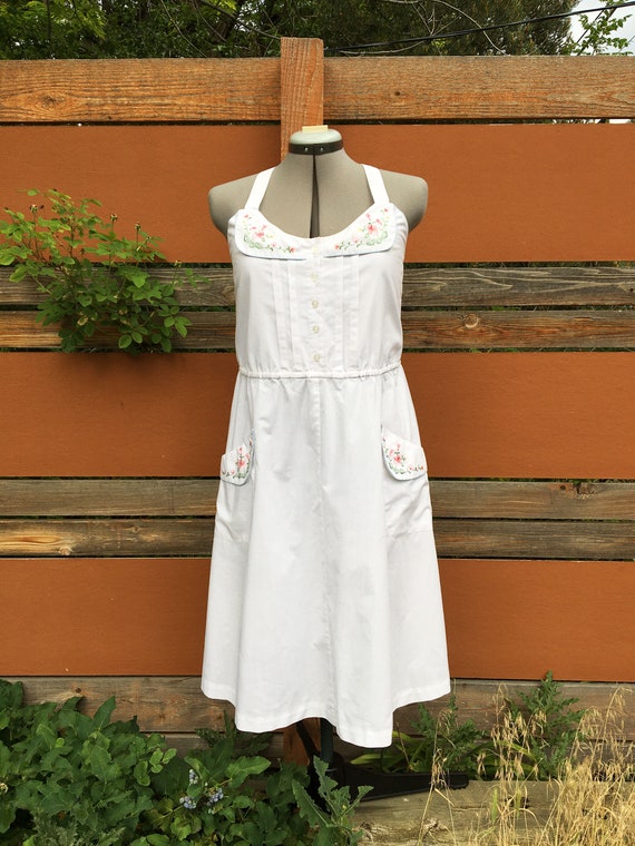 Sheer and Light Weight Vintage 70/'s 80/'s White Embroidered Cotton Gauze Mexican Shirt Small Medium