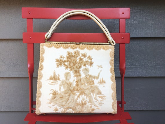 Vintage 1950s White + Gold Rococo Pastoral-Style T