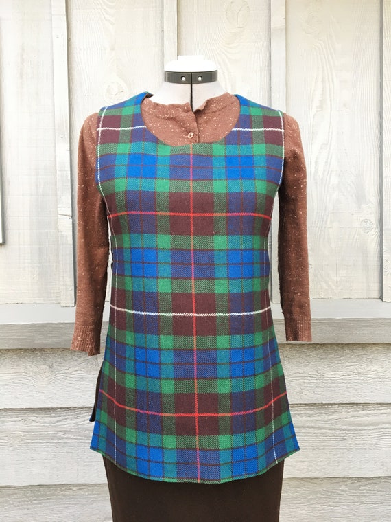 Vintage 1960s Tabard Style Plaid Vest - Women's S… - image 10