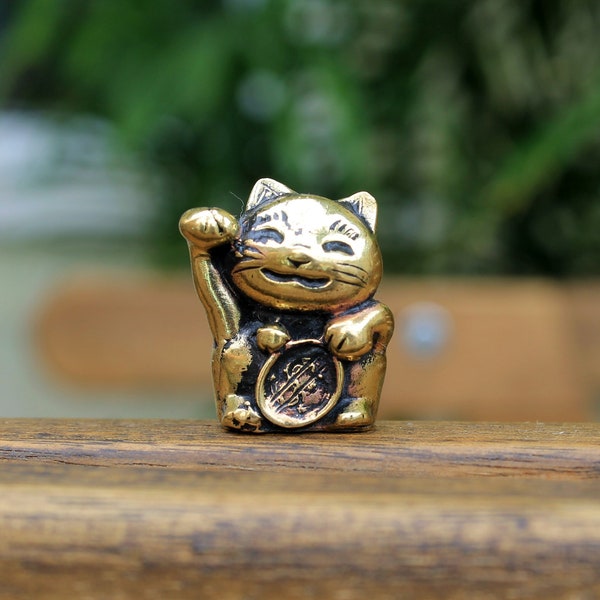 Lucky Waving Cat Maneki-Neko Brass Handmade Figurine Feng-Shui Money Attracter Amulet