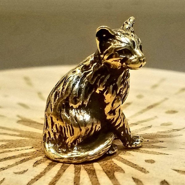 Cat Figurine Collectible Hand Curved Brass Kitty Miniature Tiny Animal Ornament Statuette Decorative Kitten Small Sculpture