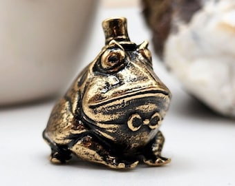 Brass Toad Figurine: Tiny Gentleman Animal Trinket