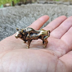 Handmade Bull Figurine Brass Sculpture Standing Buffalo Ornament