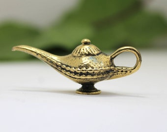 Handmade Brass Magic Genie Lamp – Collectible Miniature Souvenir