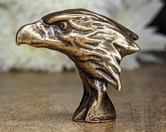 Brass Eagle Miniature Sculpture - Exquisite Bird Figurine for Collectors, Home Decor, and Gift Ideas