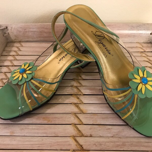 Vintage Dezario Green Slingback Summer Shoes With Clear Lucite Heel, Clear Vinyl and Leather Detail and Flower Size 6