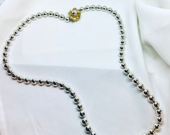 Vintage Silver-tone Bead Necklace, Metal Flower Clasp, 24 inches, Shiny Beads