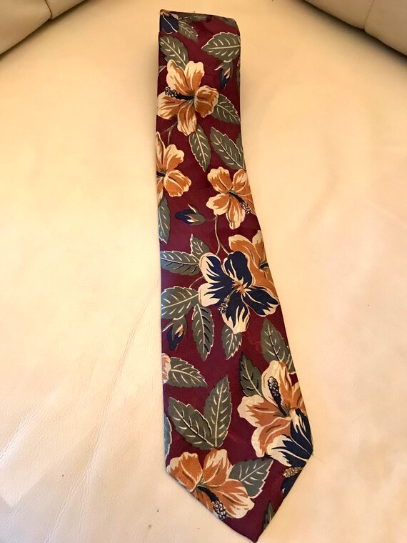 Nostalgic Necktie, Floral Maroon, Cotswold Collec… - image 3