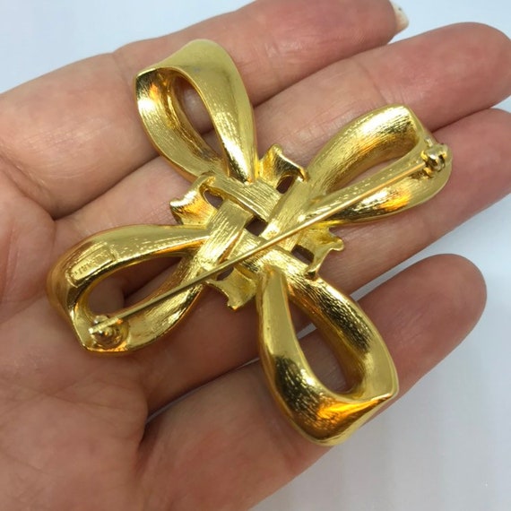 Trifari Signed Knotted Double Bow Brooch | Brushe… - image 3