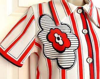 60s Mod Trissi Blouse, Polyester Knit Pop Art Graphic “Bowling Shirt”, Flower Power, White, Red & Black, Size XS