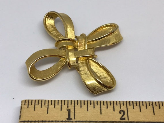 Trifari Signed Knotted Double Bow Brooch | Brushe… - image 5