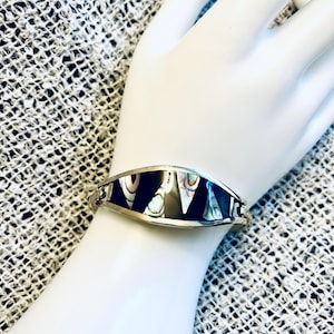 Abalone And Enamel Silver Bracelet, Black and Mother of Pearl Hinged Bracelet, Alpaca Mexico Silver, 7 Inch