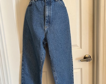 80s Lee High Waist Jeans, Stone Washed Mom Jeans, 100% Cotton Relaxed Fit, Tapered Leg,  Modern Size 8, Waist 29,