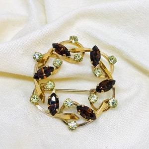 Van Dell 12K GF Circle Brooch, Topaz and Clear Crystals, Midcentury 1940s-50s